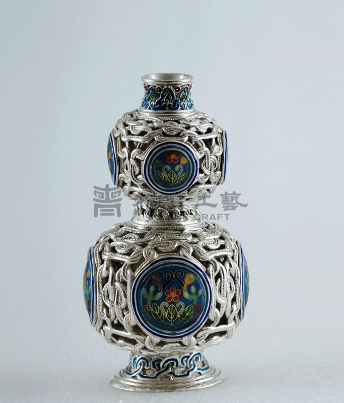 鏤空開光景泰藍花卉葫蘆瓶