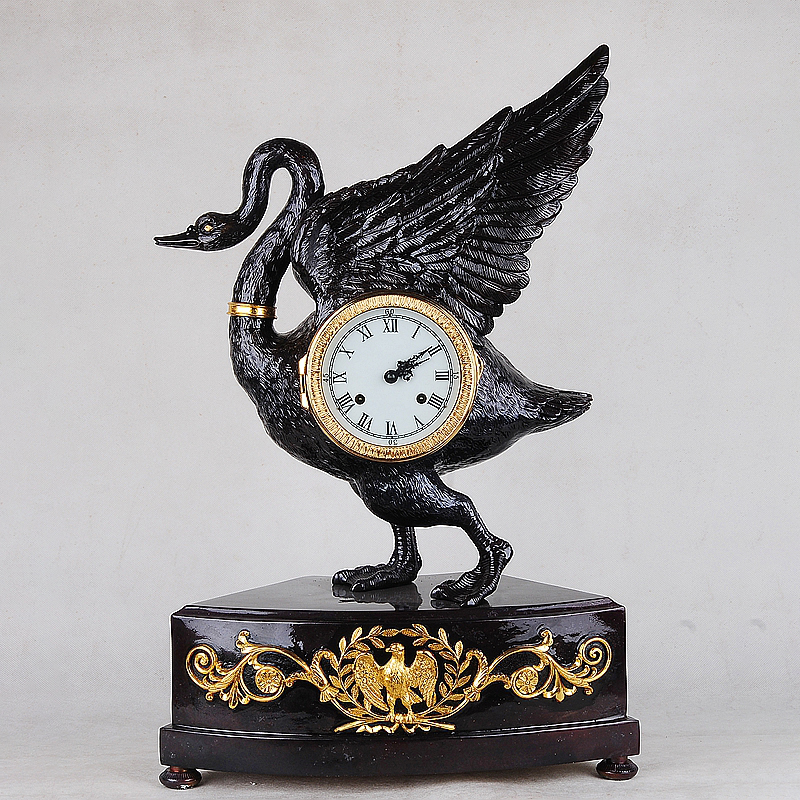 銅貼金天鵝座鐘